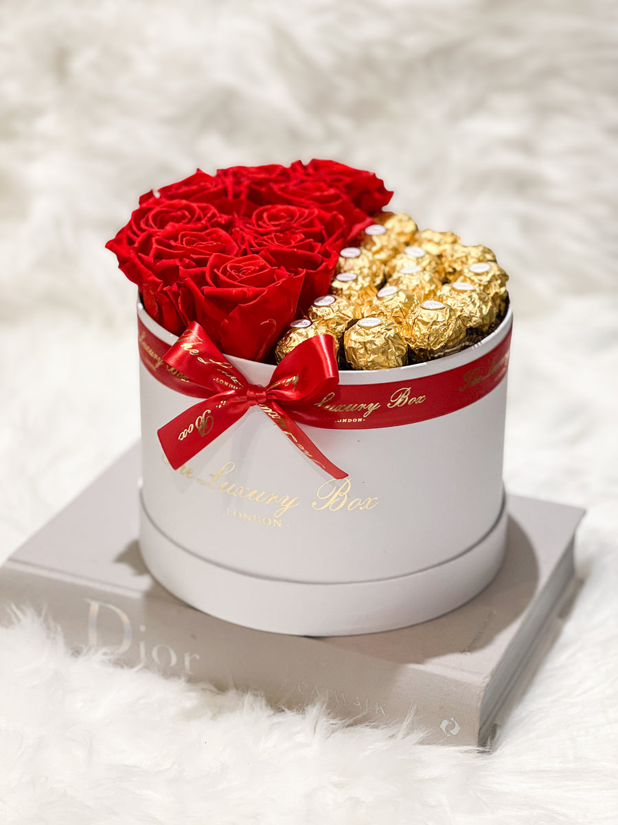 Red infinity roses and Ferrero Rocher chocolate gift set hamper for Valentine's Dau