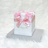 Pink and white infinity roses for valentine's day gift delivery