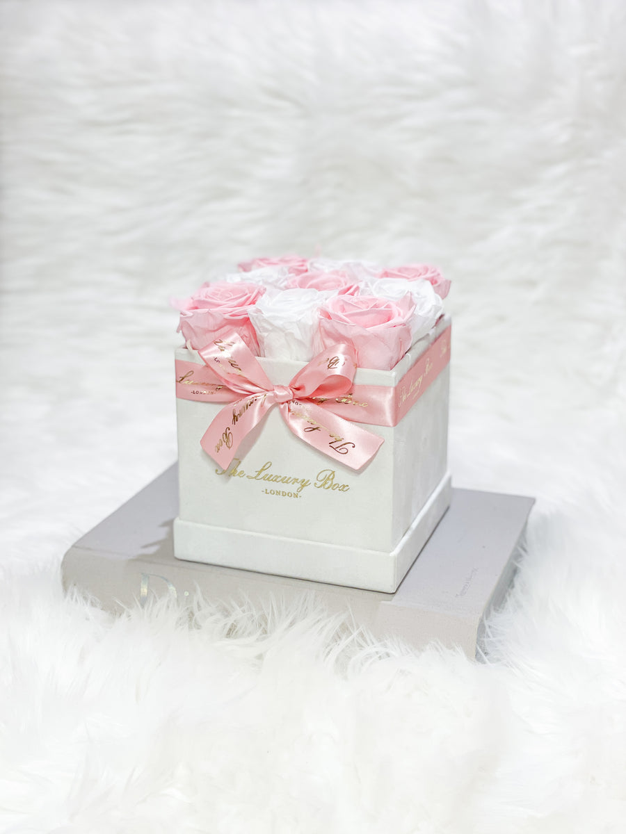 Pink and white infinity roses for valentine's day gift delivery